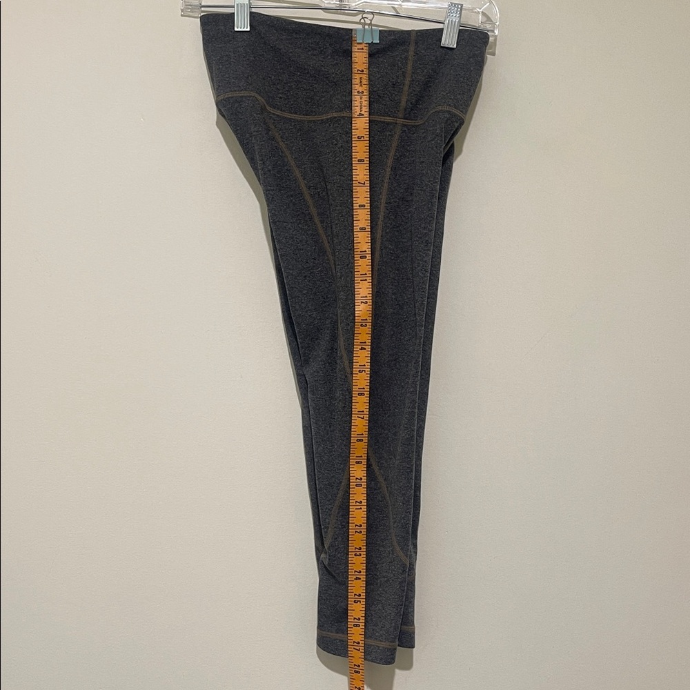 Athleta Charcoal and Brown Calf Length Leggings - Picture 9 of 9